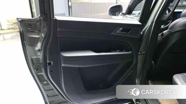 Ssangyong The New Rexton Sports Cannes id 4231432 из Кореи 17