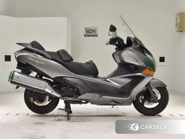 Проданный Honda SILVER WING 600 GT ABS 2014 из Японии, фото 2