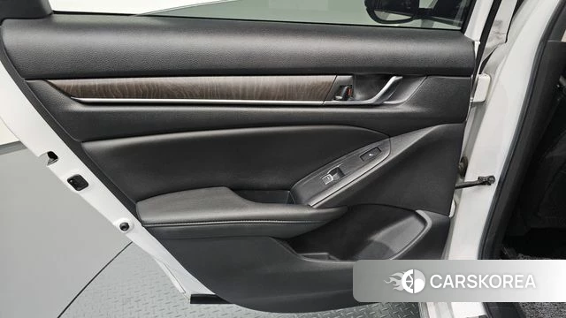 Honda Accord 10th Generation id 4345341 из Кореи 17