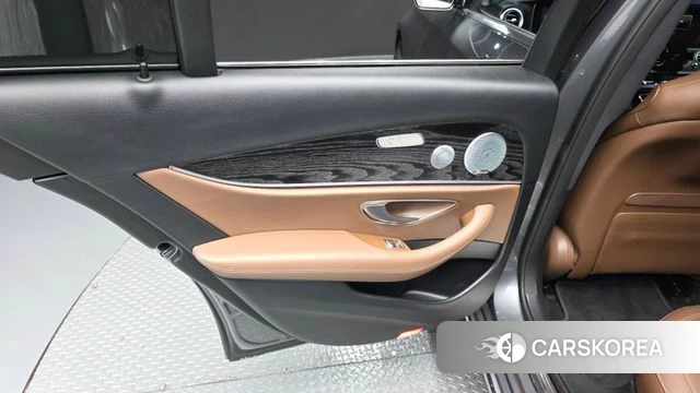 Mercedes-Benz E-Class W213 id 4563415 из Кореи 17