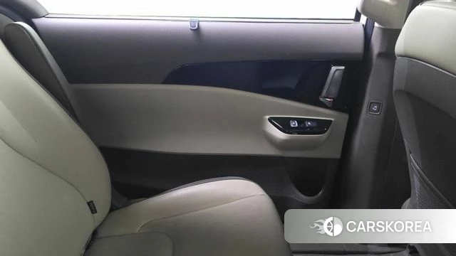 Kia Carnival 4th generation id 4231400 из Кореи 17