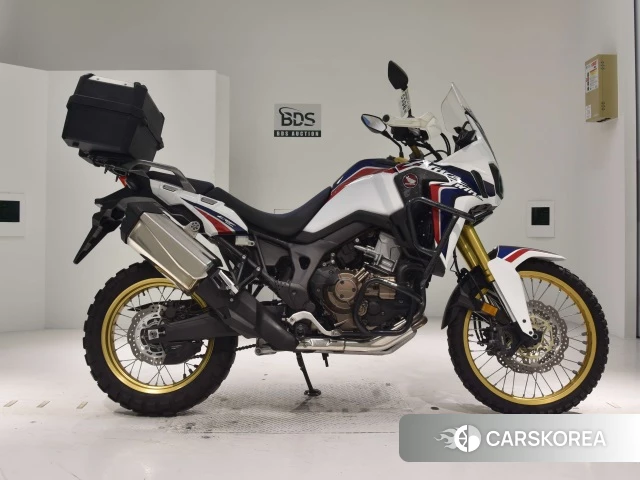 Проданный Honda CRF1000L AFRICA TWIN 2017 из Японии