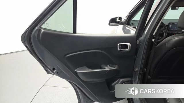 Hyundai Venue id 4281348 из Кореи 17