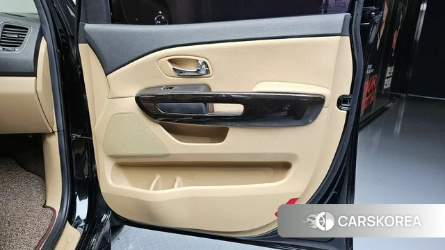 Kia The New Carnival id 4356789 из Кореи 17