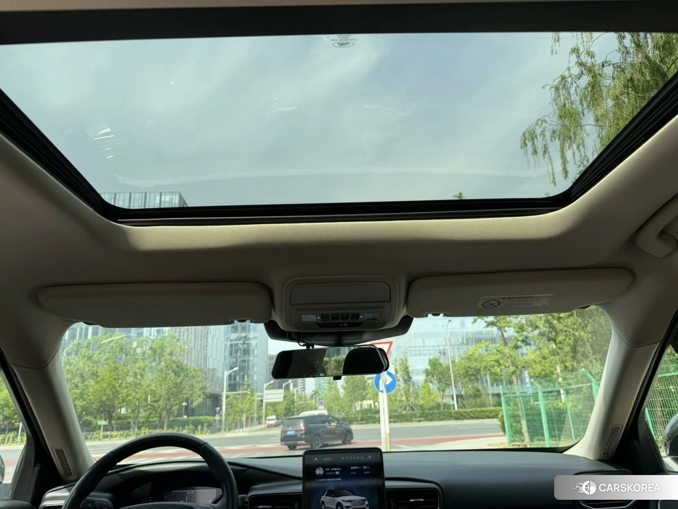 Ford Explorer id 4405885 из Китая 17