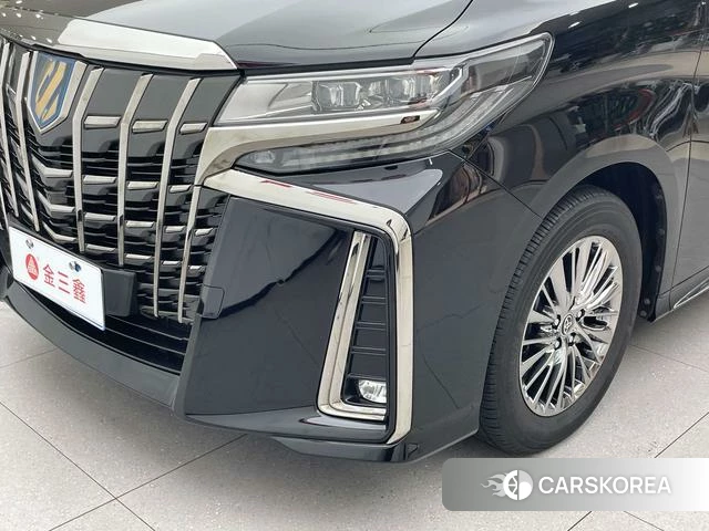 Toyota Elfa id 4257355 из Китая 17