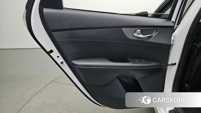 Kia Come New K3 id 4872695 из Кореи 17