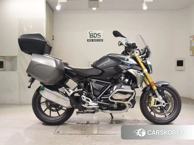 Проданный BMW R1250R 2021 из Японии