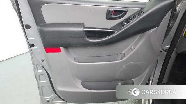 Hyundai The New Grand Starex id 4638325 из Кореи 17