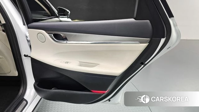 Hyundai The New Grandeur IG id 4501175 из Кореи 17