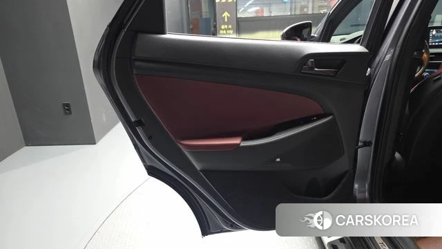 Hyundai All New Tucson id 4587307 из Кореи 17