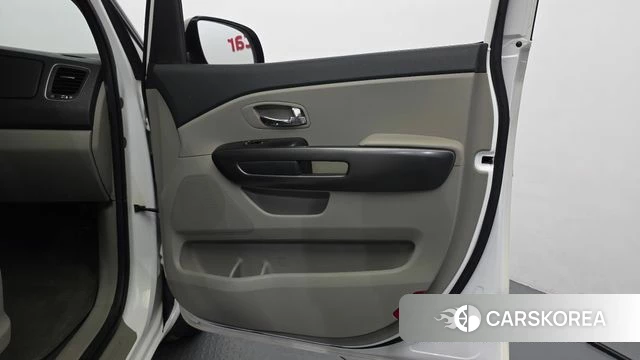 Kia The New Carnival id 4363218 из Кореи 17
