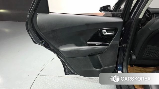 Kia Niro id 4610546 из Кореи 17