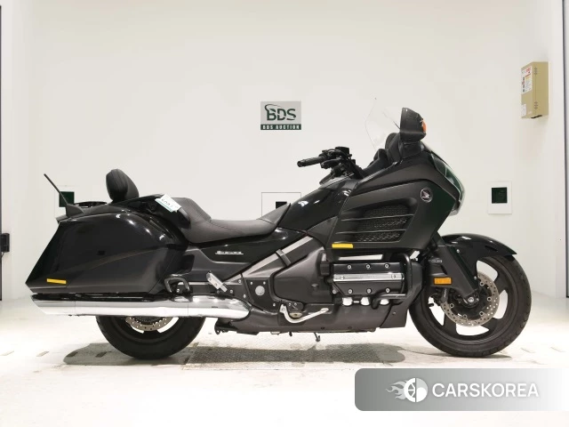 Проданный Honda GL1800 F6B 2013 из Японии, фото 2