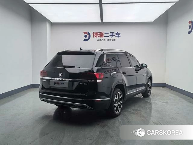 Volkswagen Tourang id 4257851 из Китая 17