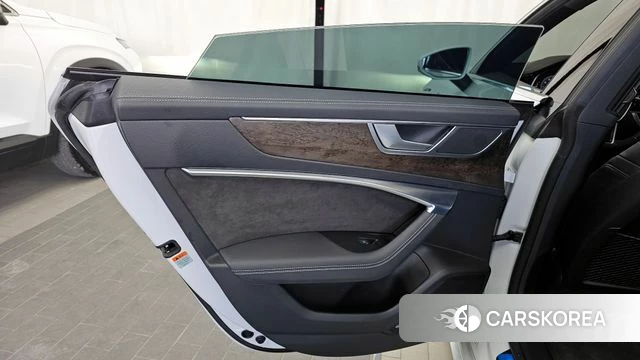 Audi A7 (4K) id 4196355 из Кореи 17