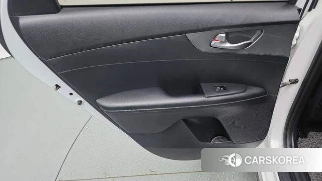 Kia Come New K3 id 4849927 из Кореи 17