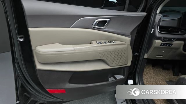 Kia The New Carnival 4th Generation id 4879607 из Кореи 17