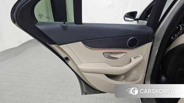 Mercedes-Benz C-Class W205 id 4245169 из Кореи 17