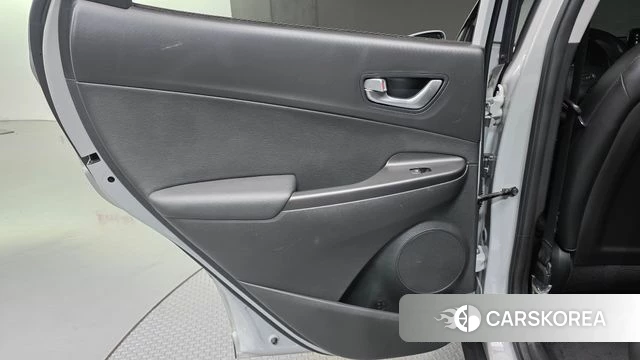 Hyundai The New Kona id 4741363 из Кореи 17