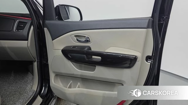 Kia The New Carnival id 4377831 из Кореи 17