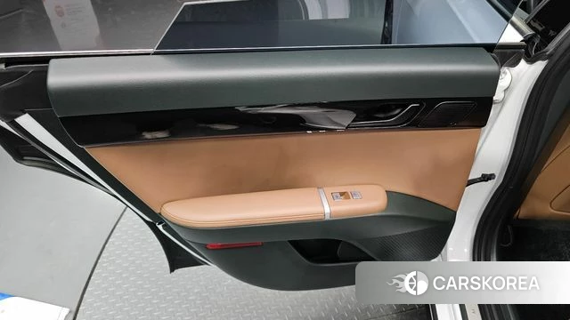 Hyundai Grandeur (GN7) id 4561120 из Кореи 17