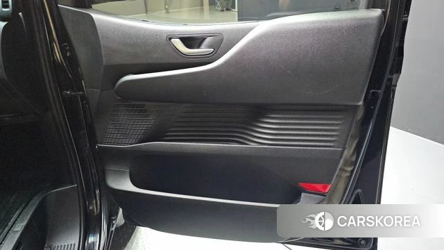 Hyundai Staria id 4266387 из Кореи 17