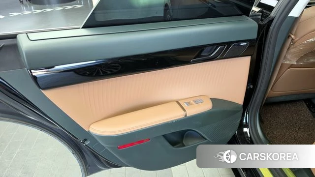 Hyundai Grandeur (GN7) id 4201352 из Кореи 17