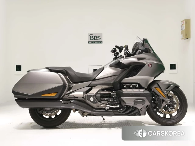 Проданный Honda GL1800 2018 из Японии