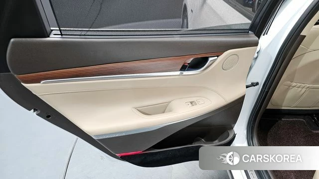 Hyundai Grandeur IG Hybrid id 4232810 из Кореи 17