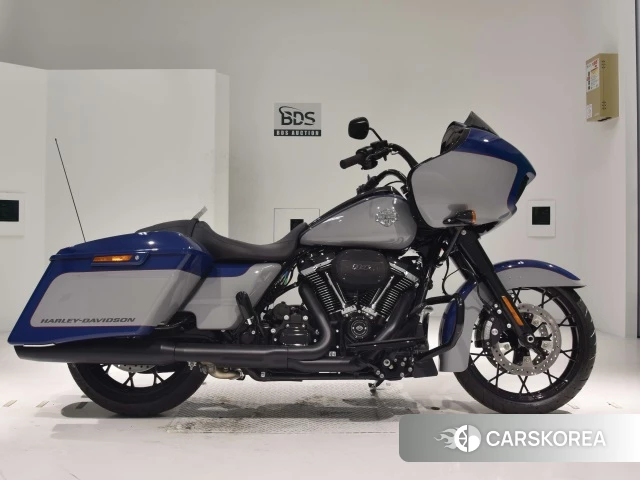 Проданный Harley-Davidson Road Glide FLTRXS1870 2023 из Японии