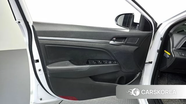 Hyundai The New Avante AD id 4508383 из Кореи 17