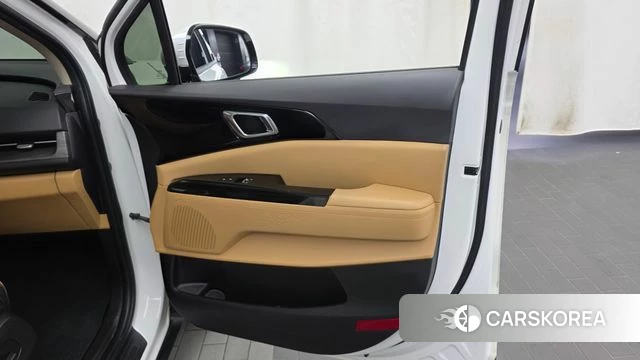 Kia Carnival 4th generation id 4691917 из Кореи 17