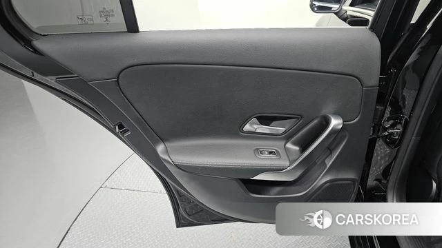 Mercedes-Benz A-Class W177 id 4906465 из Кореи 17