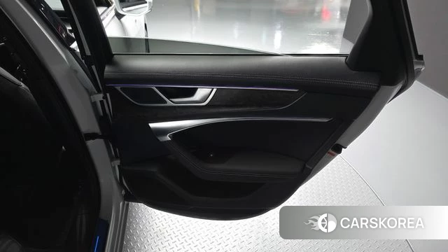 Audi A6 (C8) id 4470336 из Кореи 17