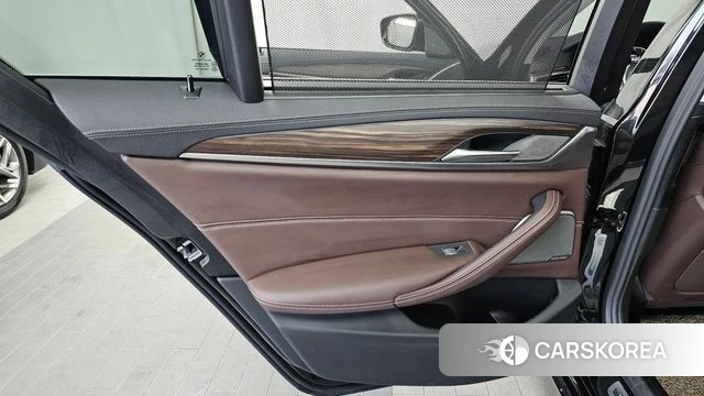 BMW 5 Series (G30) id 4444265 из Кореи 17