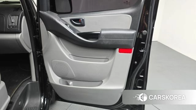 Hyundai The New Grand Starex id 4225797 из Кореи 17