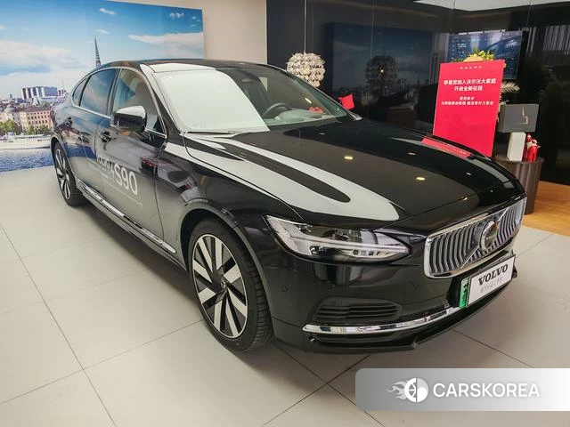 Volvo S90 PHEV id 4209589 из Китая 17