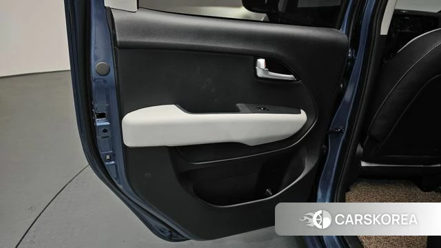 Kia The New Kia Ray EV id 4280126 из Кореи 17