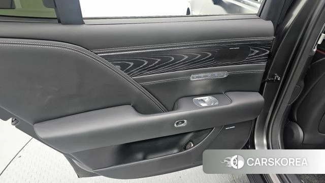 Genesis G90 (RS4) id 4778682 из Кореи 17