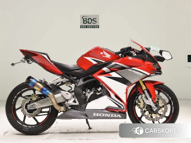 Проданный Honda CBR250RR ABS 2017 из Японии