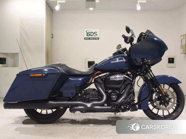 Проданный Harley-Davidson Road Glide FLTRXS1870 2019 из Японии