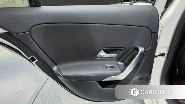Mercedes-Benz A-Class W177 id 4604356 из Кореи 17