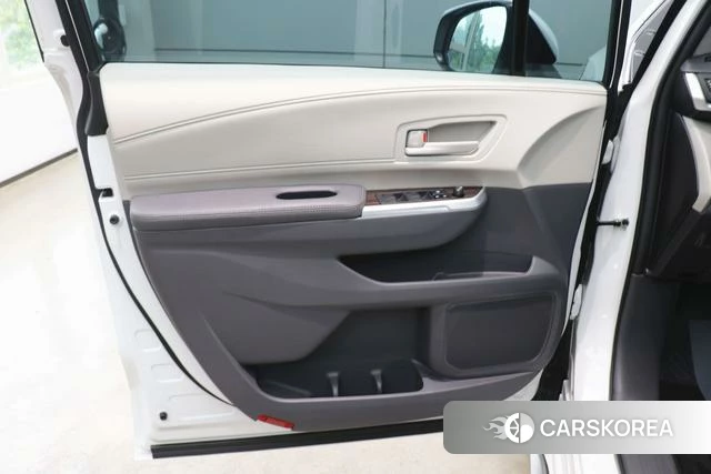 Toyota Grevia id 4387582 из Китая 17
