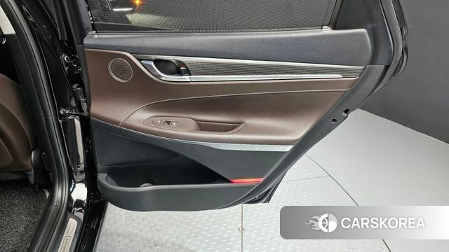 Hyundai Grandeur IG id 4384724 из Кореи 17