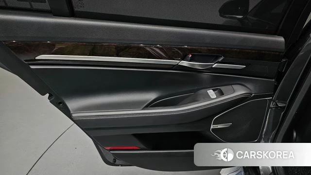 Genesis G90 id 4620327 из Кореи 17