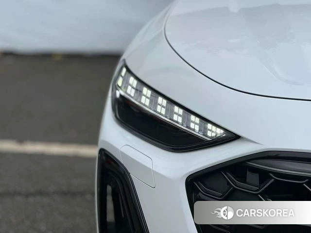 Audi A5L id 4278602 из Китая 17