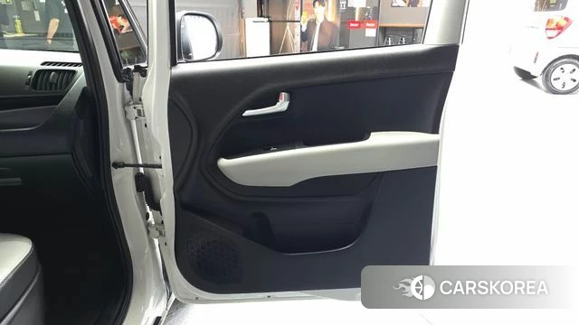 Kia The New Kia Ray id 4505341 из Кореи 17