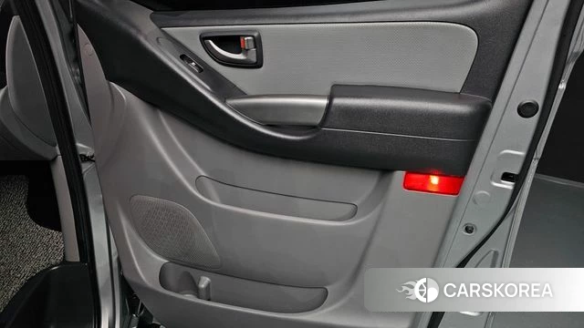 Hyundai The New Grand Starex id 4502135 из Кореи 17