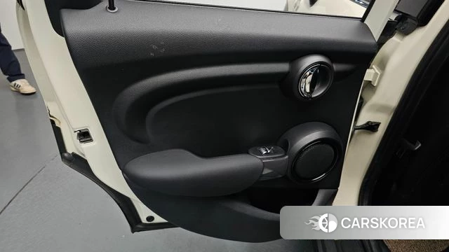 Mini Cooper id 4580991 из Кореи 17